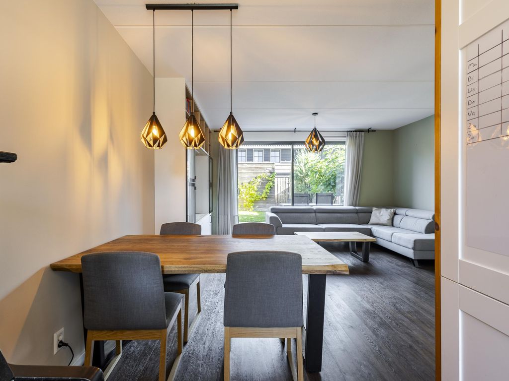 Groninger Kroon 5, Hardinxveld-Giessendam