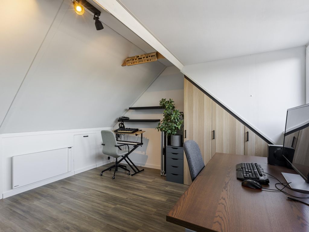 Groninger Kroon 5, Hardinxveld-Giessendam