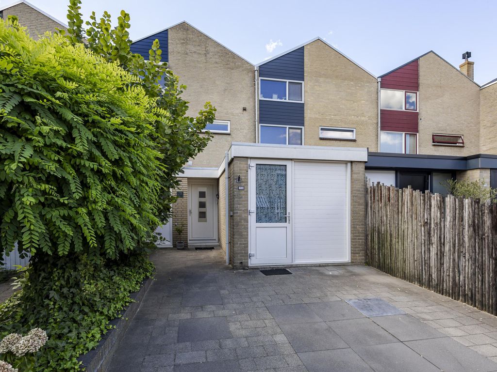 Groot Veldsweer 73, Hardinxveld-Giessendam