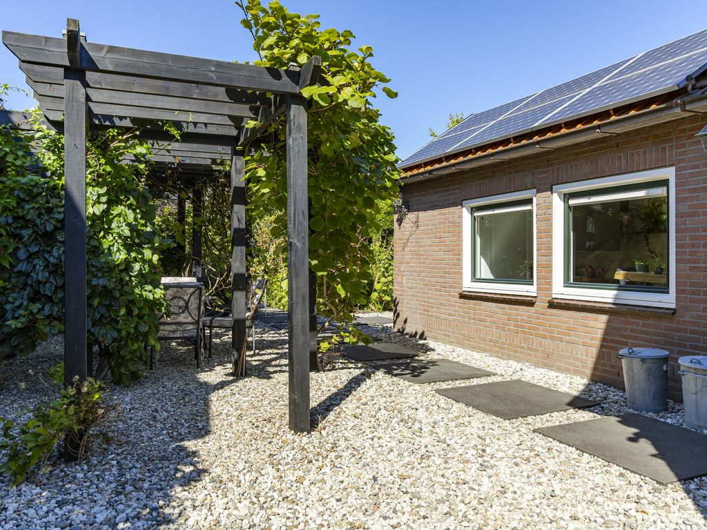 Nieuweweg 178, HARDINXVELD-GIESSENDAM