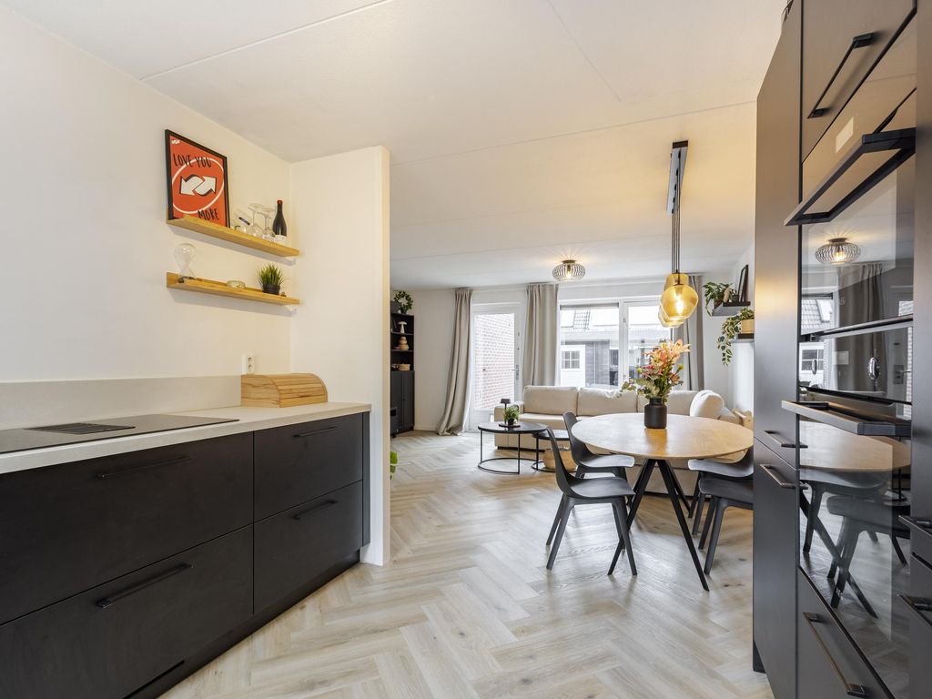 't Stort 13, Sliedrecht