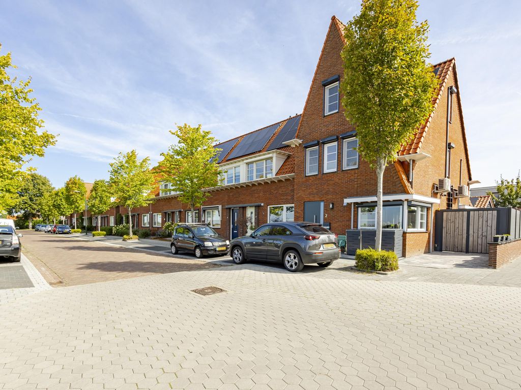 Frederikstraat 8, Hardinxveld-Giessendam