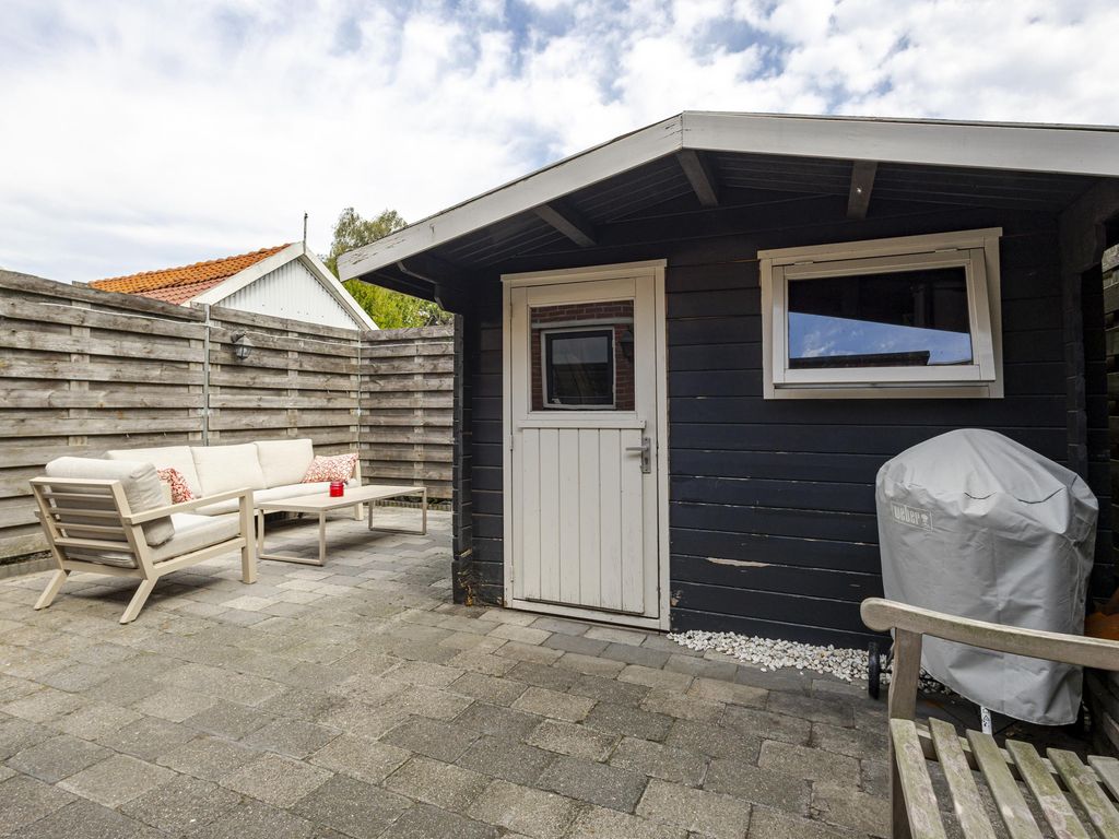 Nieuweweg 83, HARDINXVELD-GIESSENDAM