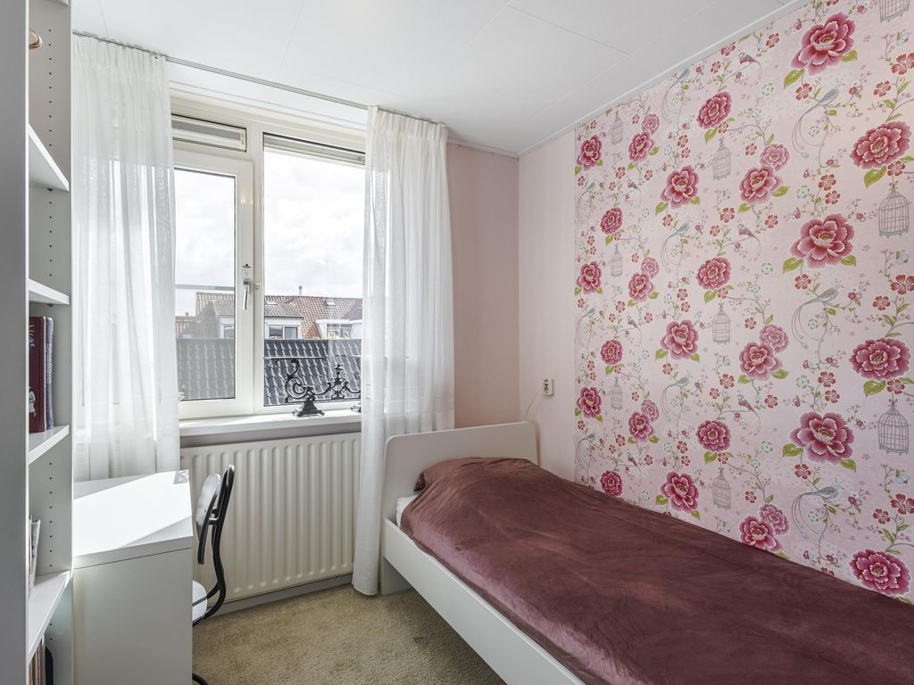 Graaf Adolfstraat 17, HARDINXVELD-GIESSENDAM