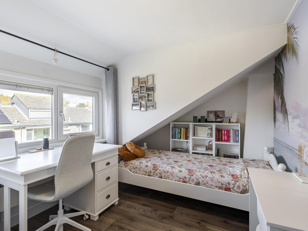 Graaf Adolfstraat 17, HARDINXVELD-GIESSENDAM
