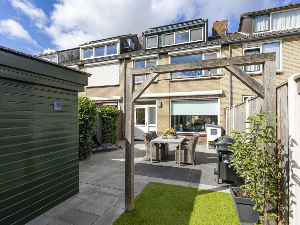 Graaf Adolfstraat 17, HARDINXVELD-GIESSENDAM