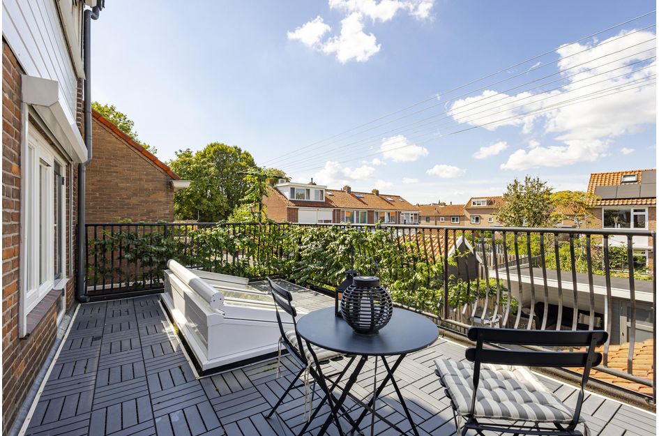 Adama van Scheltemastr 10