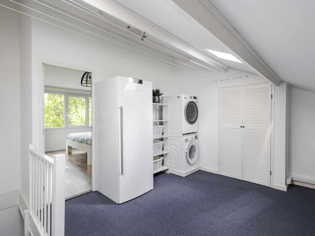Geemansweer 24, HARDINXVELD-GIESSENDAM