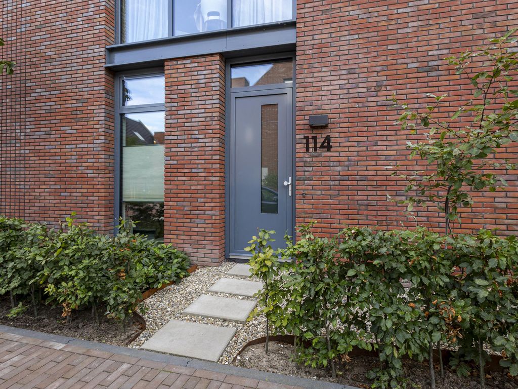 Gietijzer 114, HARDINXVELD-GIESSENDAM