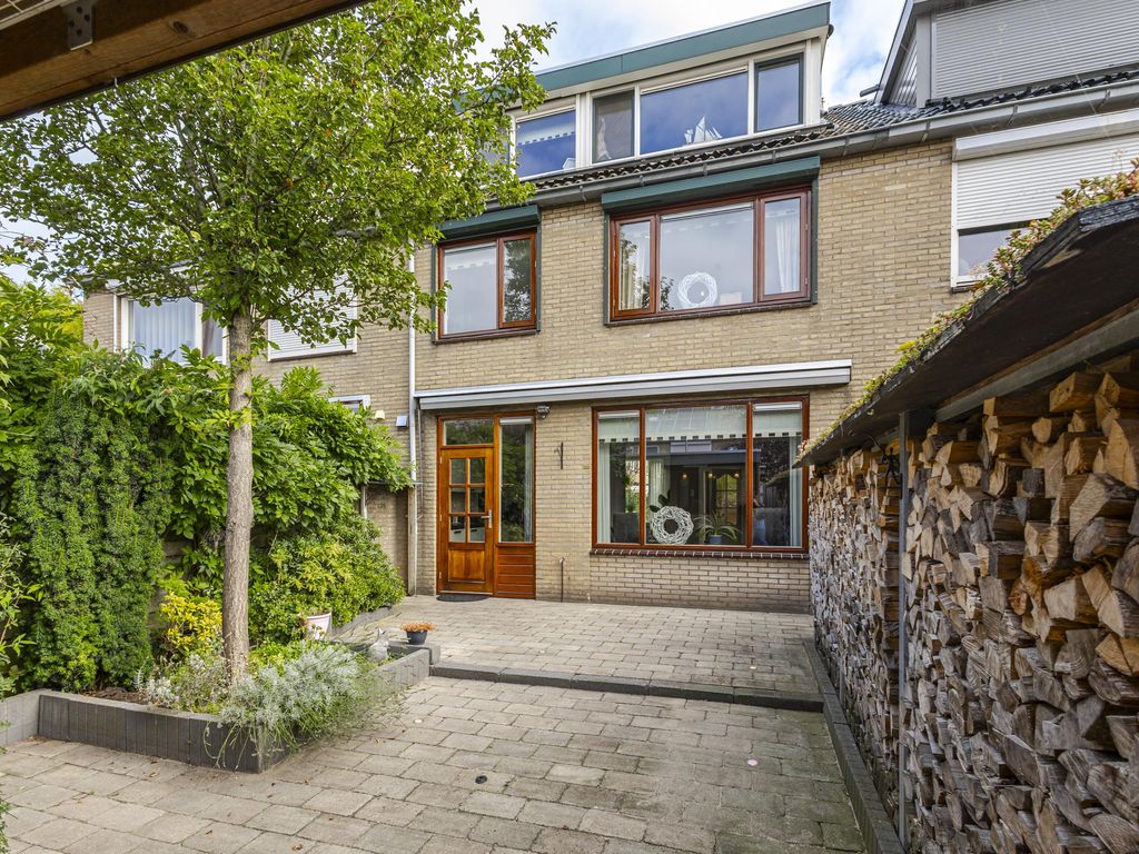 Weresteijn 52, Sliedrecht