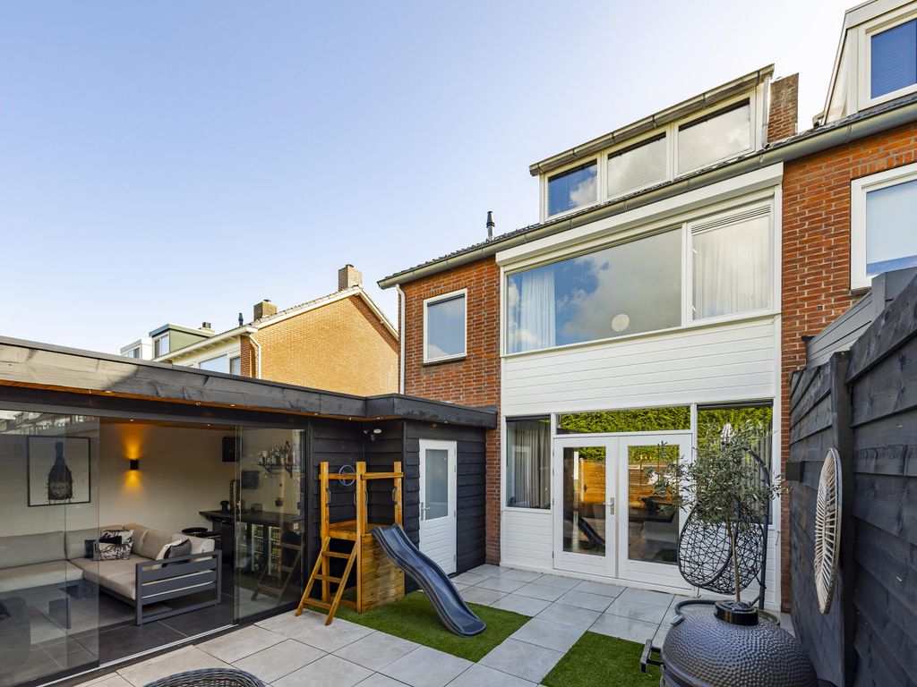Cort van der Lindenlaan 40, Sliedrecht