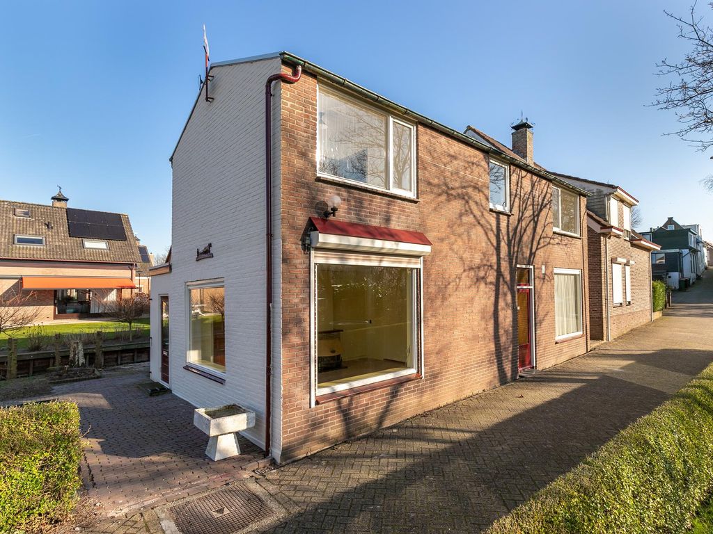 Buitendams 172, HARDINXVELD-GIESSENDAM