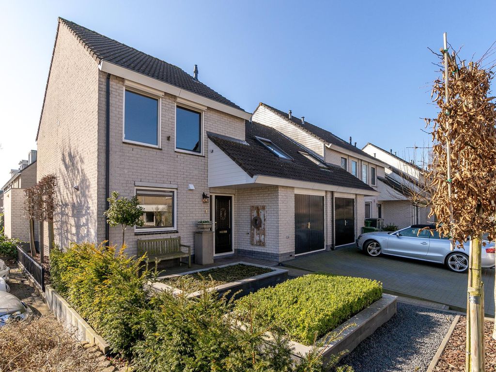 Jac. P. Thijssesingel 11, SLIEDRECHT