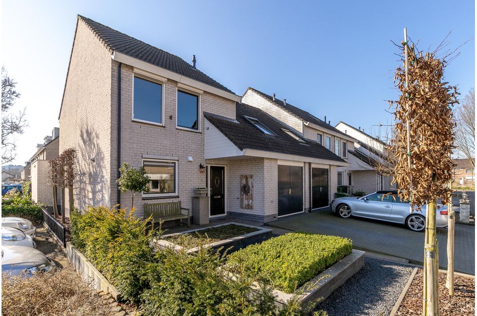 Jac. P. Thijssesingel 11