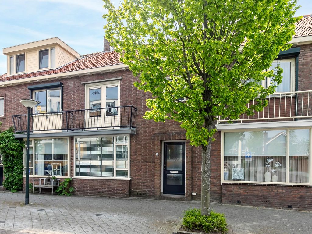Troelstrastraat 48, HARDINXVELD-GIESSENDAM
