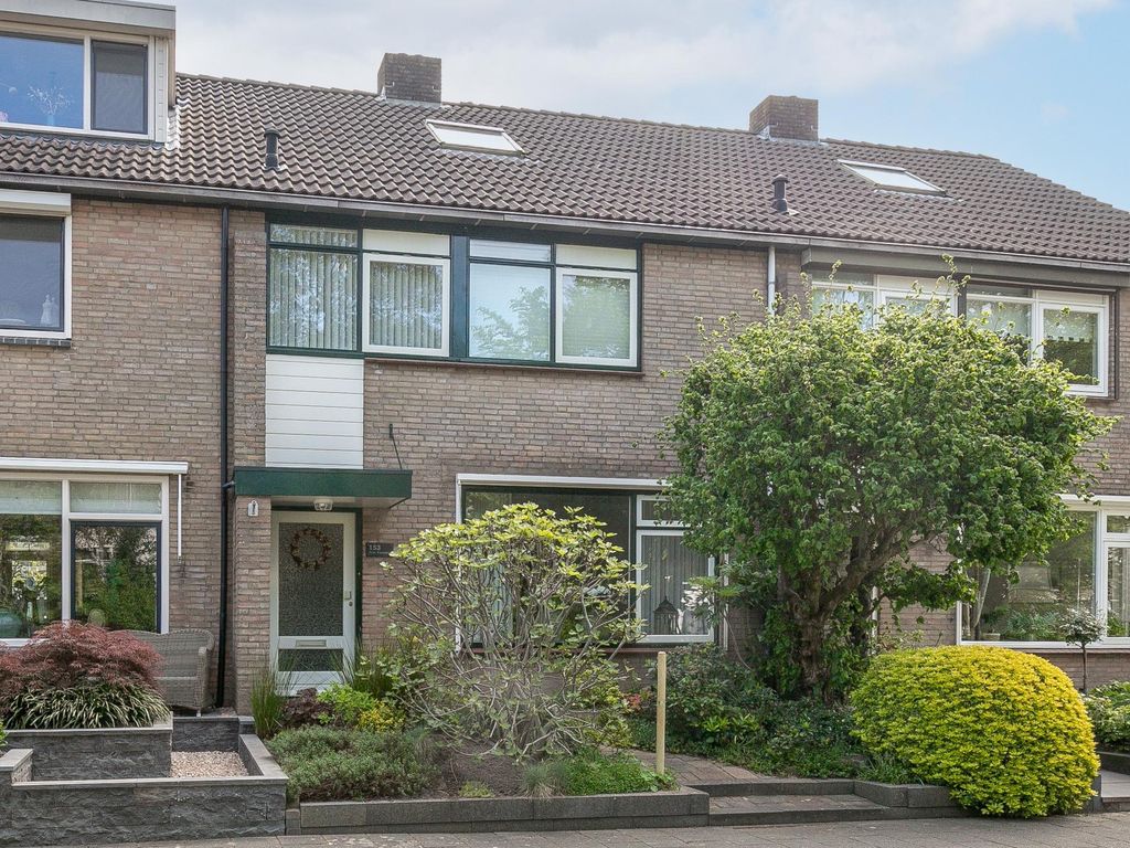 Groot Veldsweer 153, HARDINXVELD-GIESSENDAM