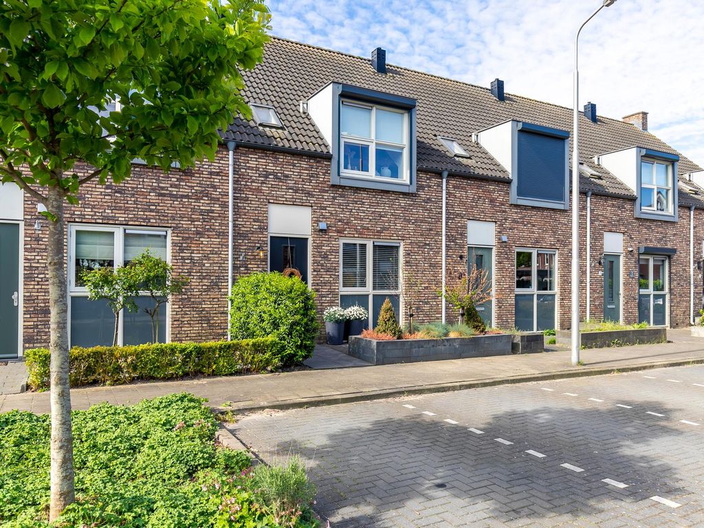 Rossinistraat 7, SLIEDRECHT