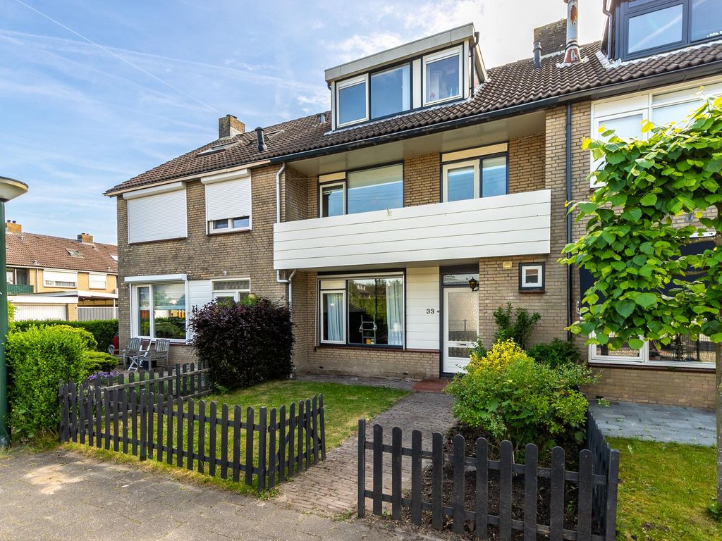 Baijensweer 33, HARDINXVELD-GIESSENDAM