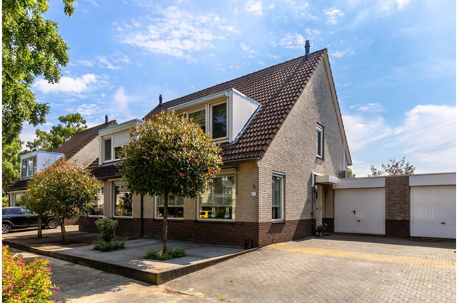 Krabbelaar 23