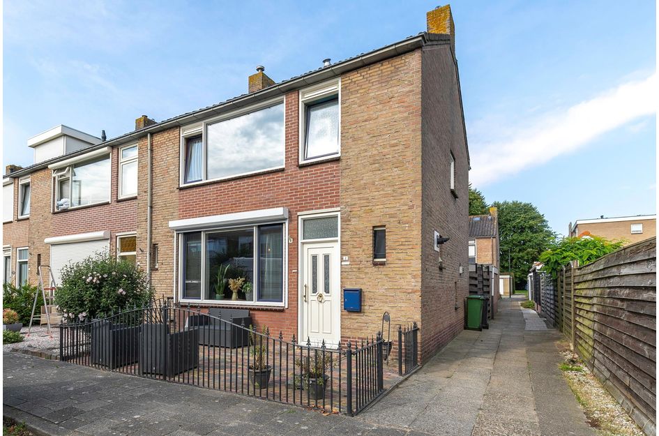 Giessenstraat 2