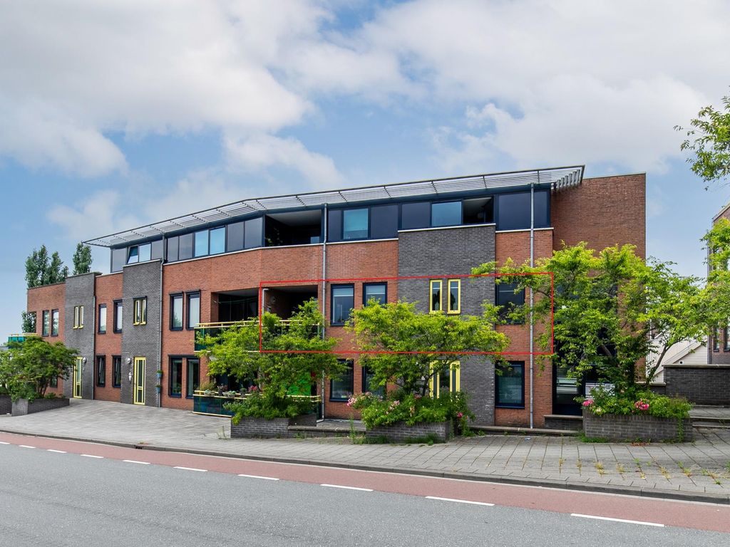 Weideveld 36, HARDINXVELD-GIESSENDAM