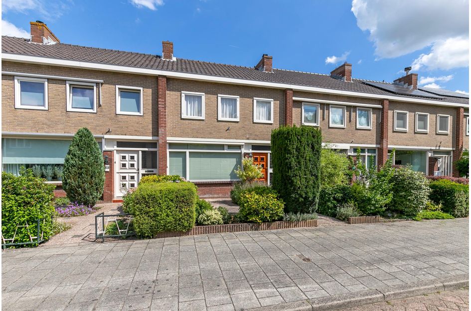 P.A. de Genestetstraat 114