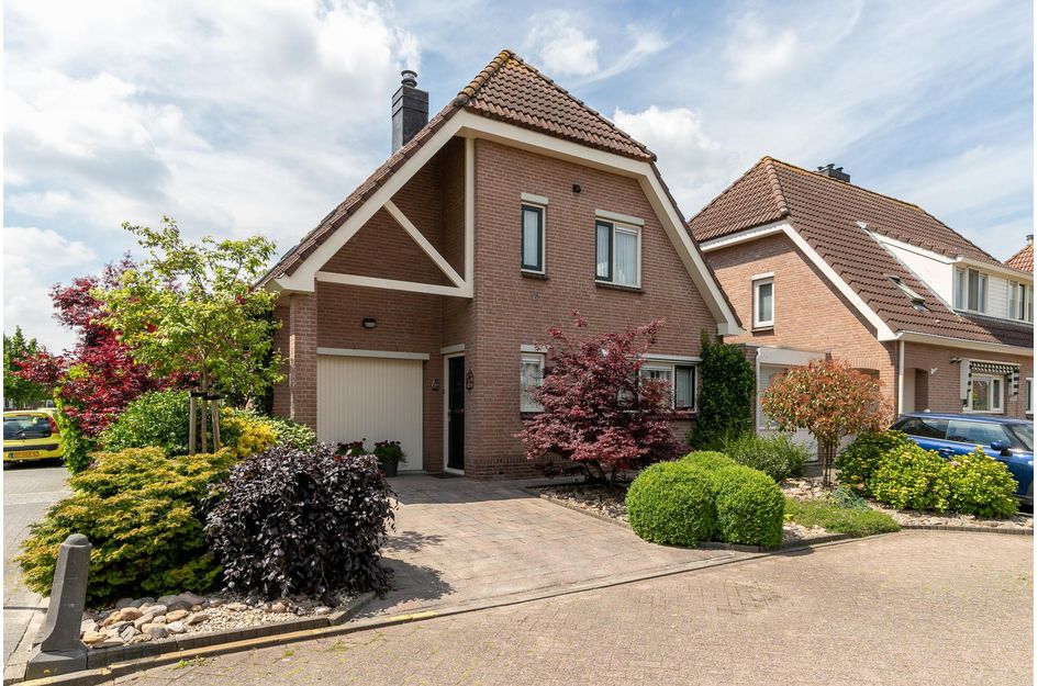 Oranjestraat 75