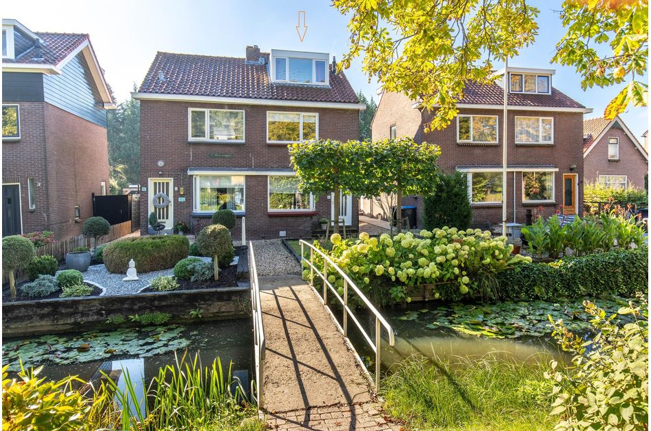 Parallelweg 84