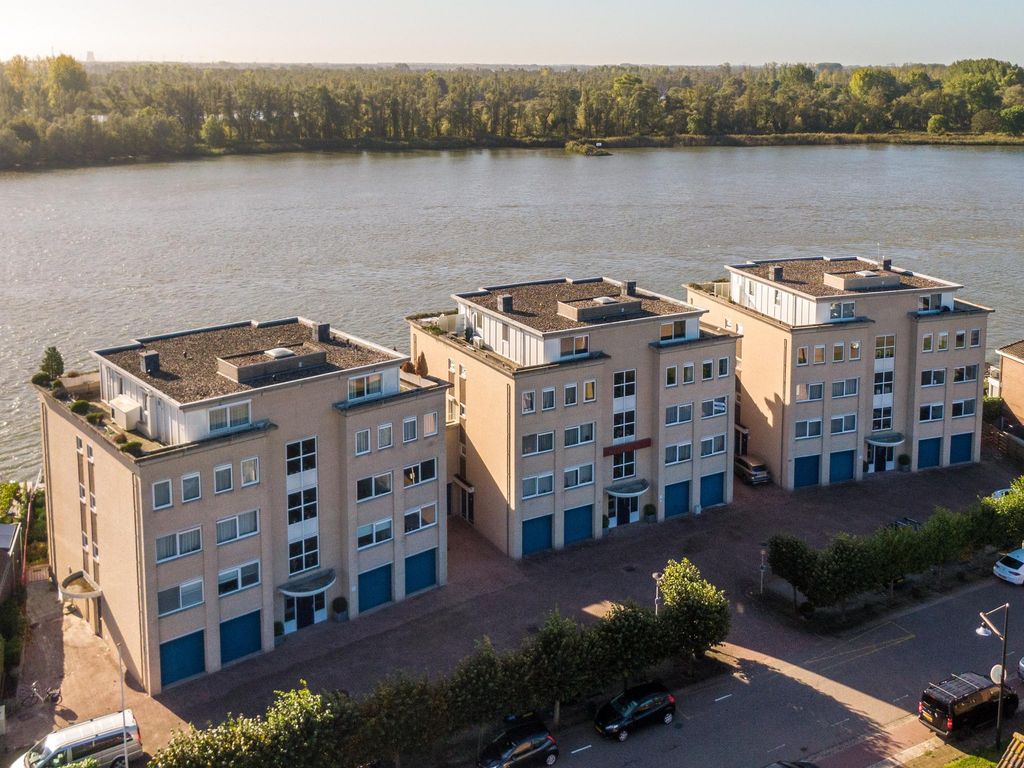 Rivierdijk 398b, SLIEDRECHT