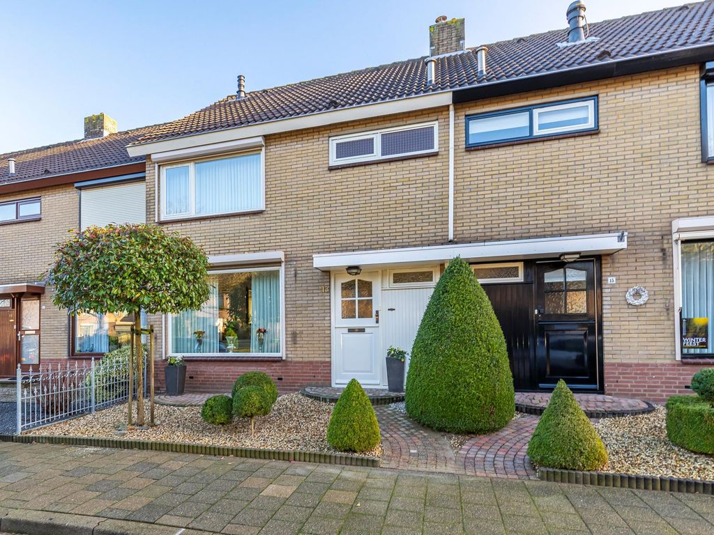 Smalweer 13, HARDINXVELD-GIESSENDAM
