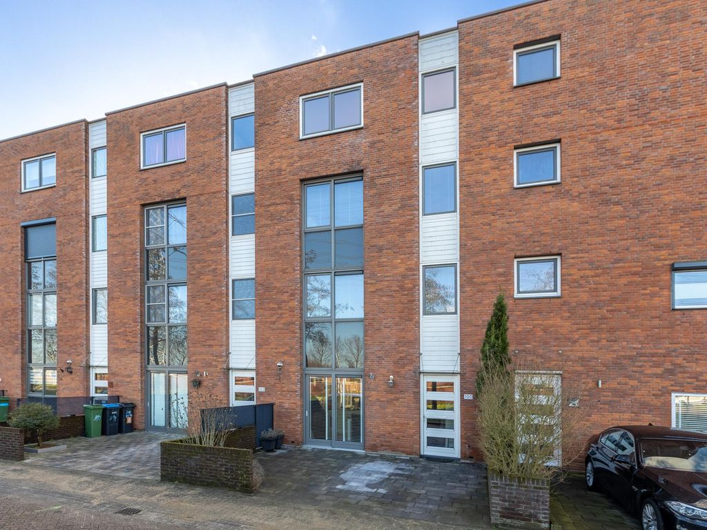 Noordkil 100, PAPENDRECHT