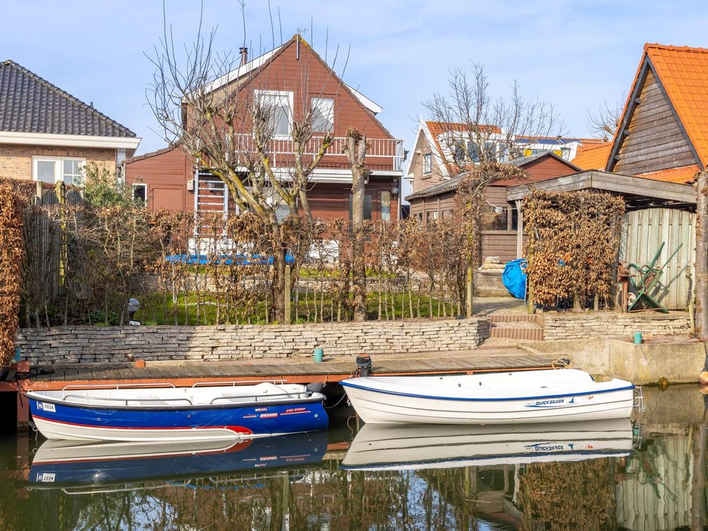 Buitendams 451, HARDINXVELD-GIESSENDAM