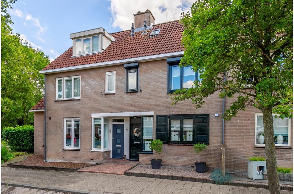 P.A. de Genestetstraat 111