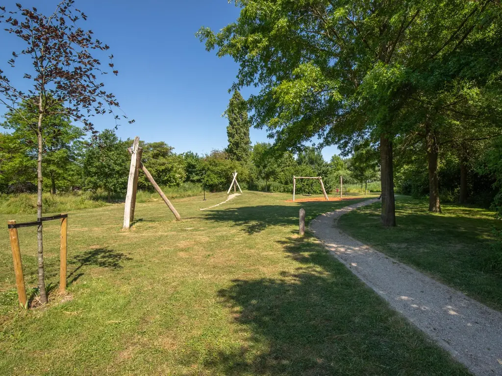 Brooshooftstraat 106, HARDINXVELD-GIESSENDAM