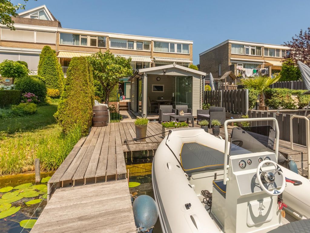 Venusstraat 85, HARDINXVELD-GIESSENDAM