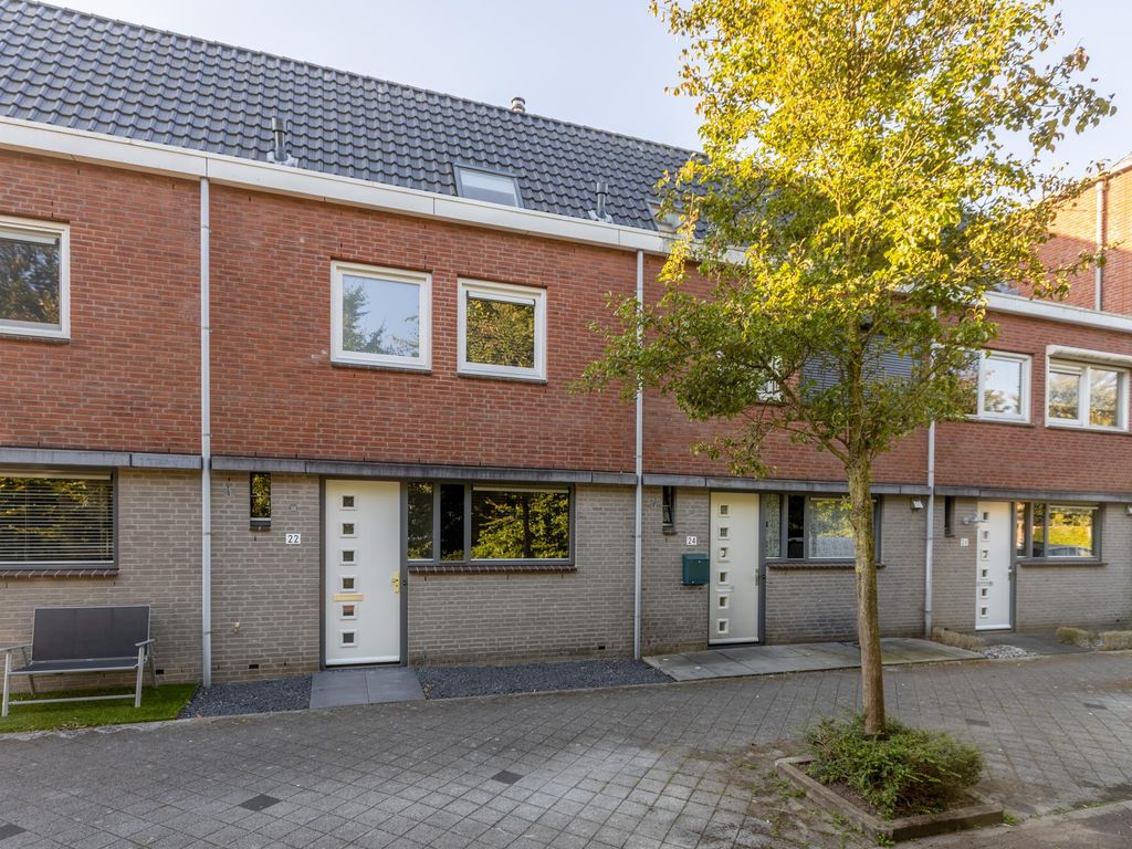 Klompestraat 22, HARDINXVELD-GIESSENDAM