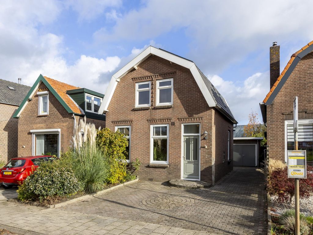 Nieuweweg 65, HARDINXVELD-GIESSENDAM