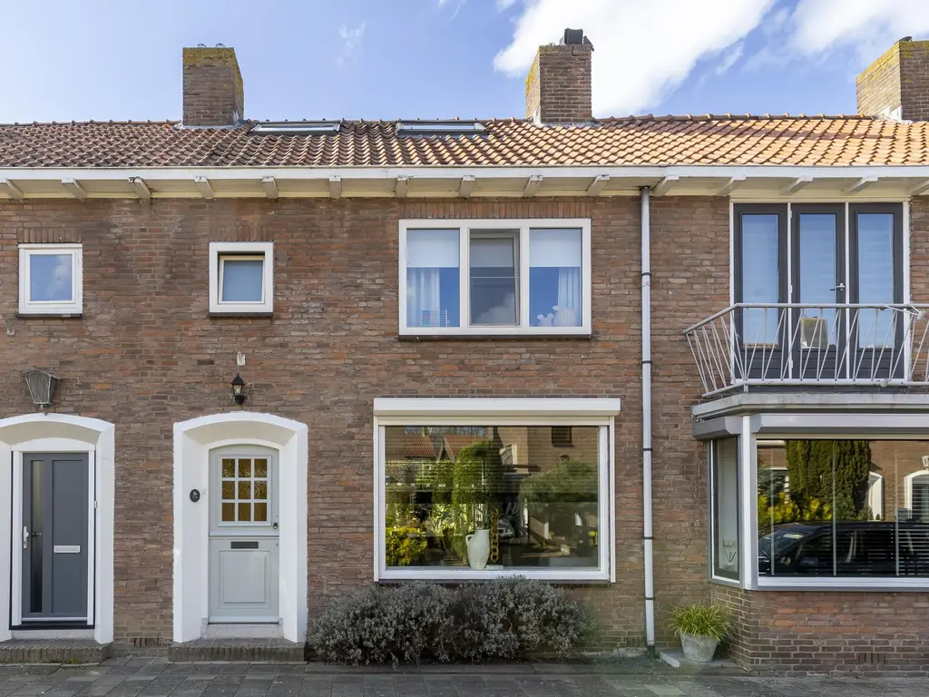 Adama van Scheltemastraat 16, SLIEDRECHT