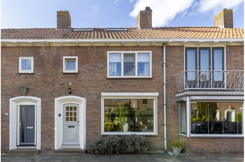 Adama van Scheltemastraat 16