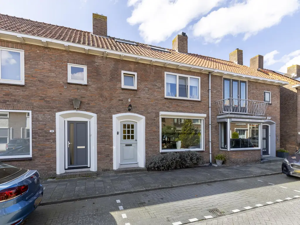 Adama van Scheltemastraat 16, SLIEDRECHT