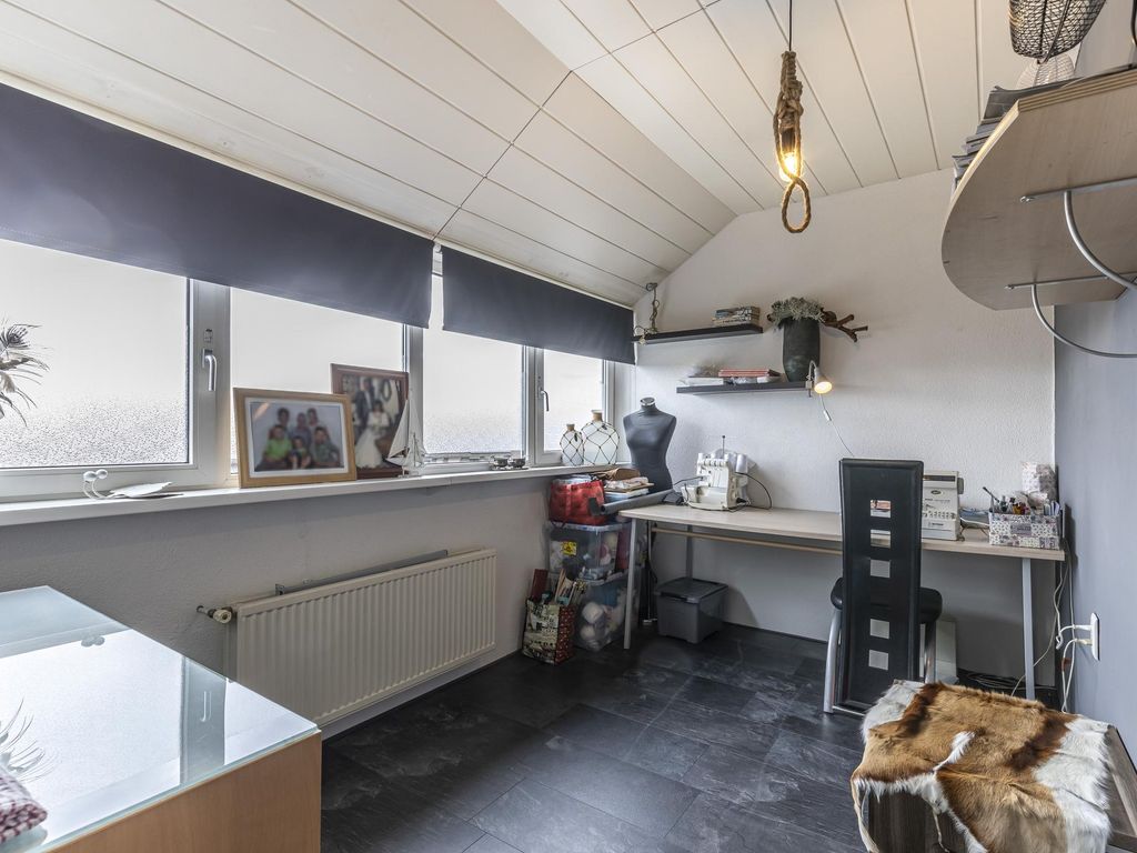Rembrandtstraat 50, HARDINXVELD-GIESSENDAM