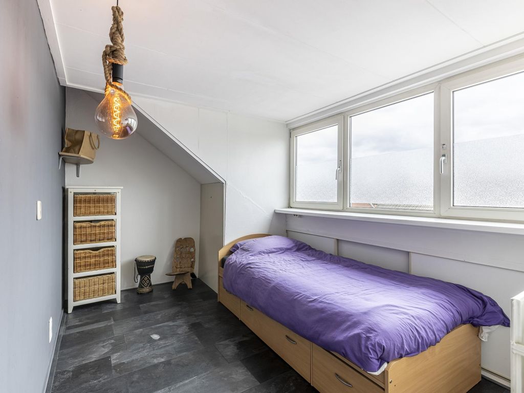 Rembrandtstraat 50, HARDINXVELD-GIESSENDAM
