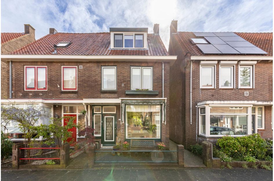 Oranjestraat 54