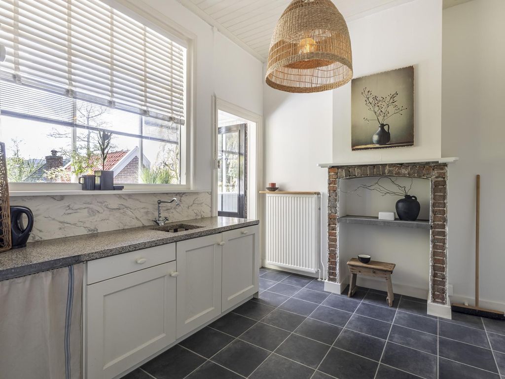 Buitendams 333, HARDINXVELD-GIESSENDAM