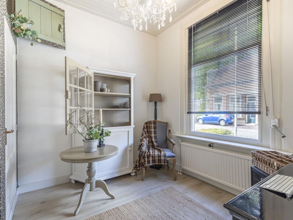 Buitendams 333, HARDINXVELD-GIESSENDAM
