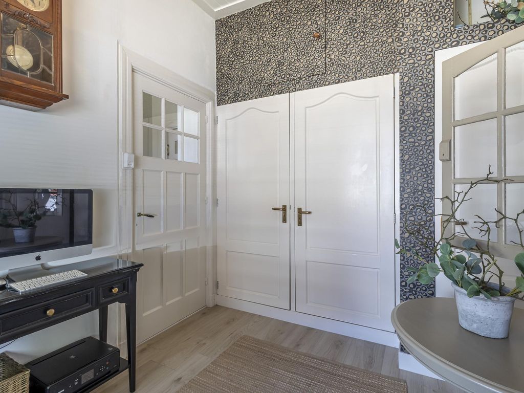 Buitendams 333, HARDINXVELD-GIESSENDAM
