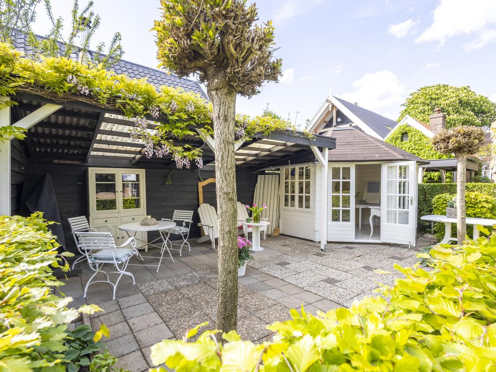 Buitendams 333, HARDINXVELD-GIESSENDAM