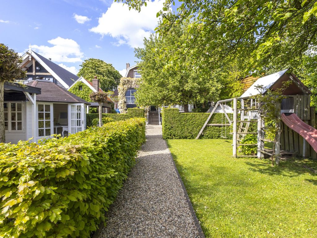 Buitendams 333, HARDINXVELD-GIESSENDAM