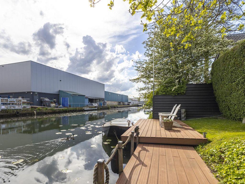 Buitendams 333, HARDINXVELD-GIESSENDAM