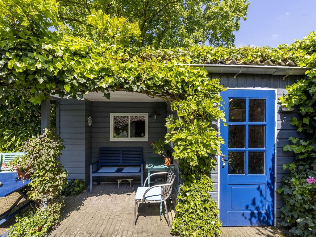 Rivierdijk 106, HARDINXVELD-GIESSENDAM